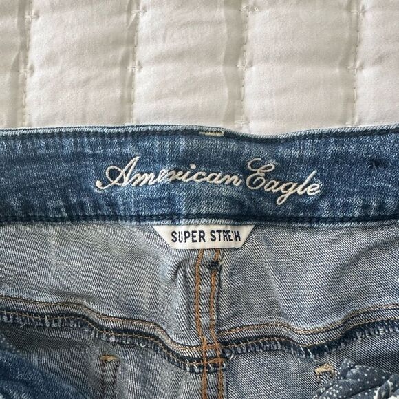 American Eagle super stretch distressed skinny jeans size 8 - Picture 3 of 4